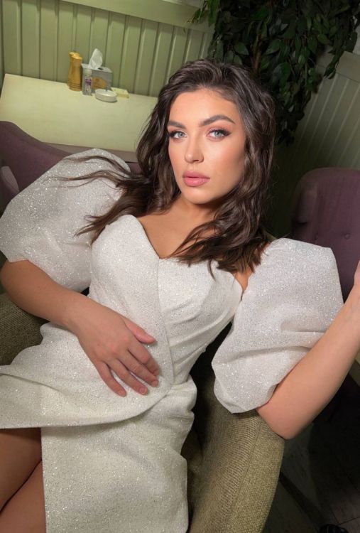 Изображение СВАДЕБНОЕ ПЛАТЬЕ GAYANE